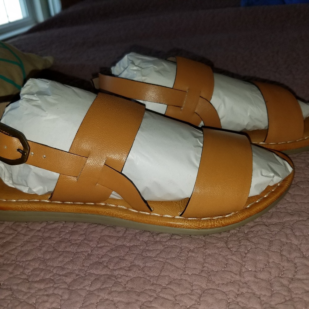 Stitch Fix Mia Elina Leather Sandals NWT Size 6.5